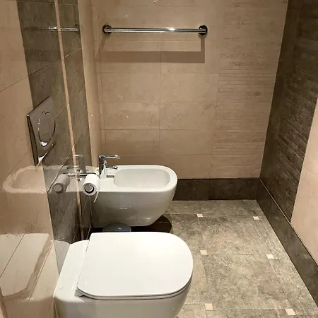 Spacious Luxury Close To Marinela