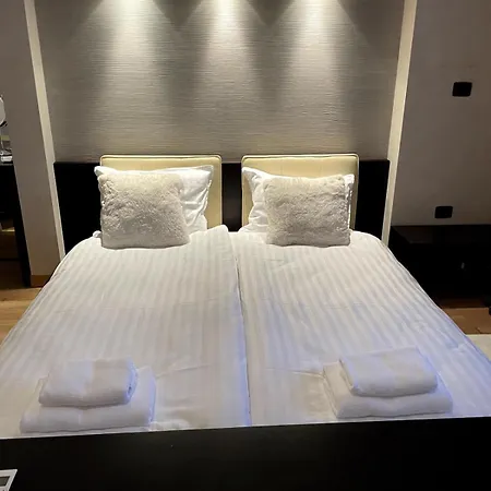 Spacious Luxury Close To Marinela * Sofya