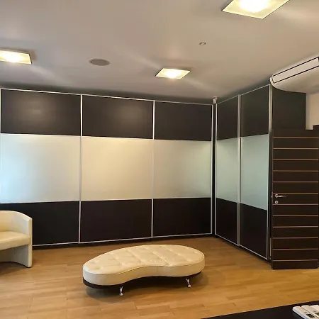 Spacious Luxury Apartment Close To Marinela Hotel Apartmán